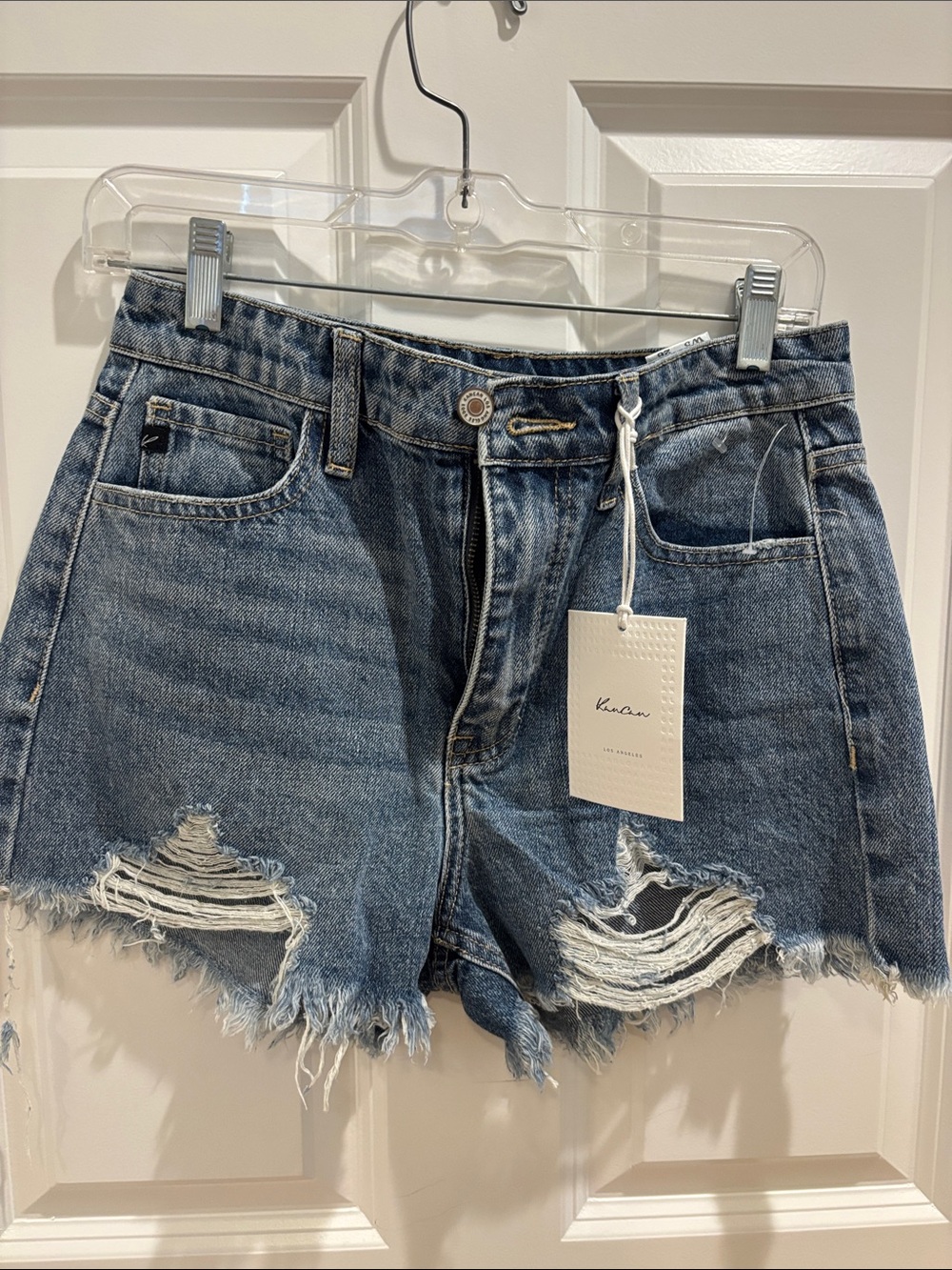 KanCan Distressed Mid-Blue Denim Cutoff Shorts New With Tags size 26
